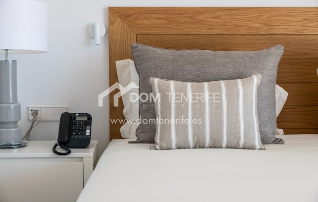 Revente - Plat -
Guía de Isora  - Abama