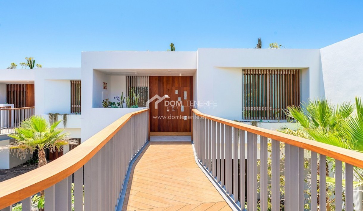 Revente - Plat -
Guía de Isora  - Abama