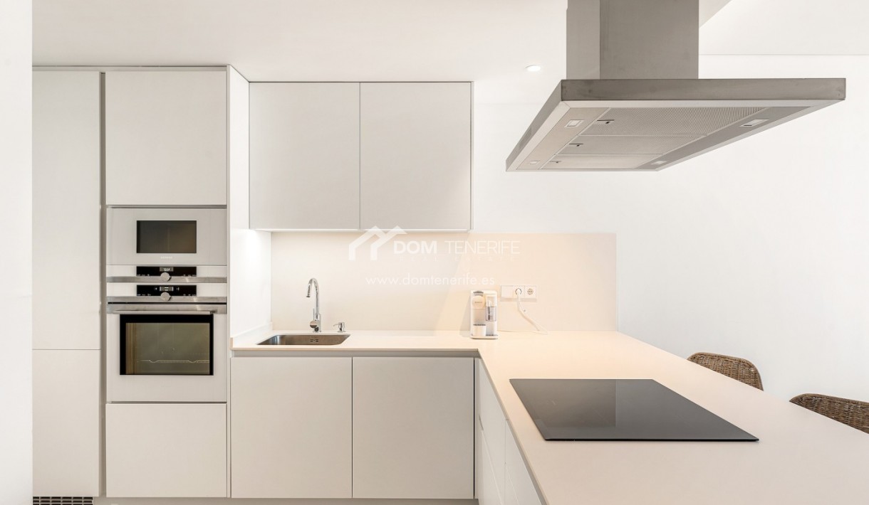 Revente - Plat -
Guía de Isora  - Abama