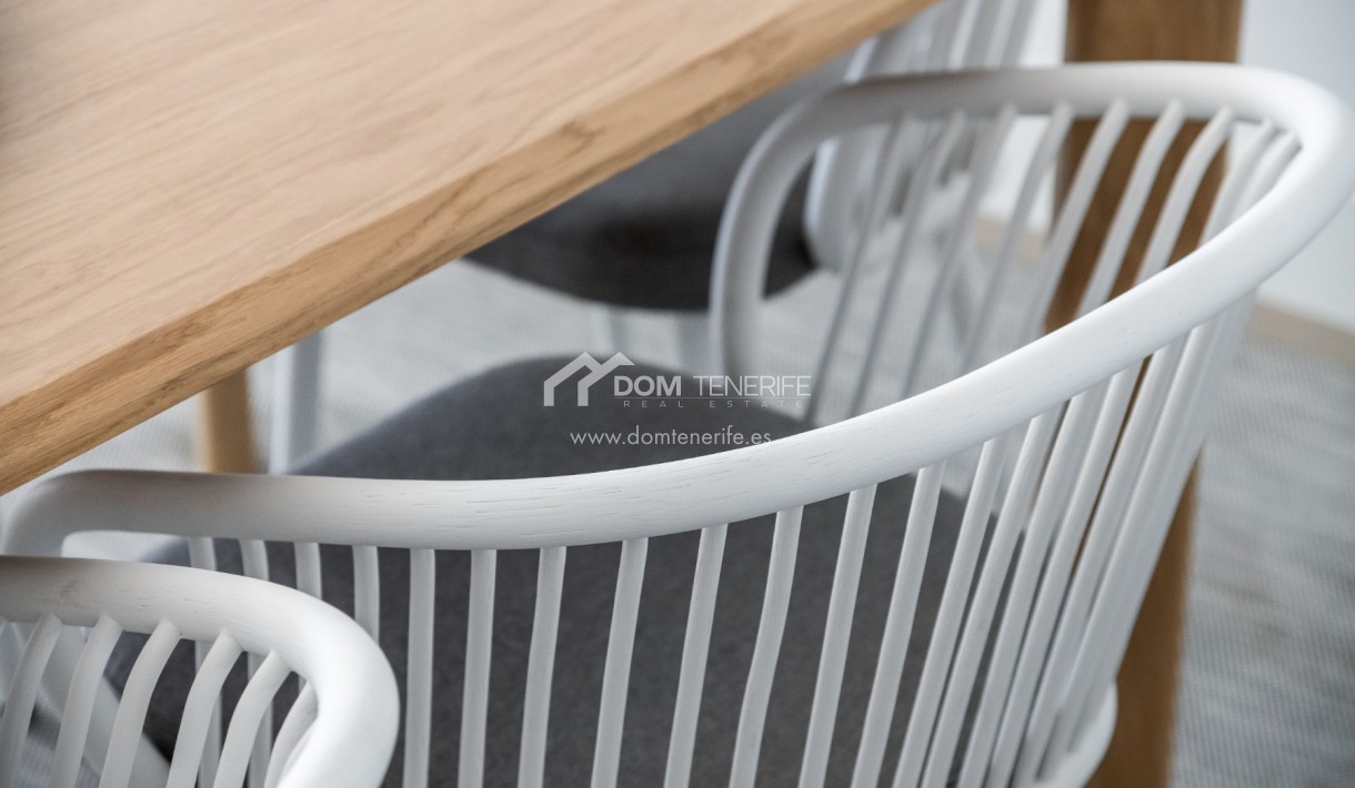 Revente - Plat -
Guía de Isora  - Abama