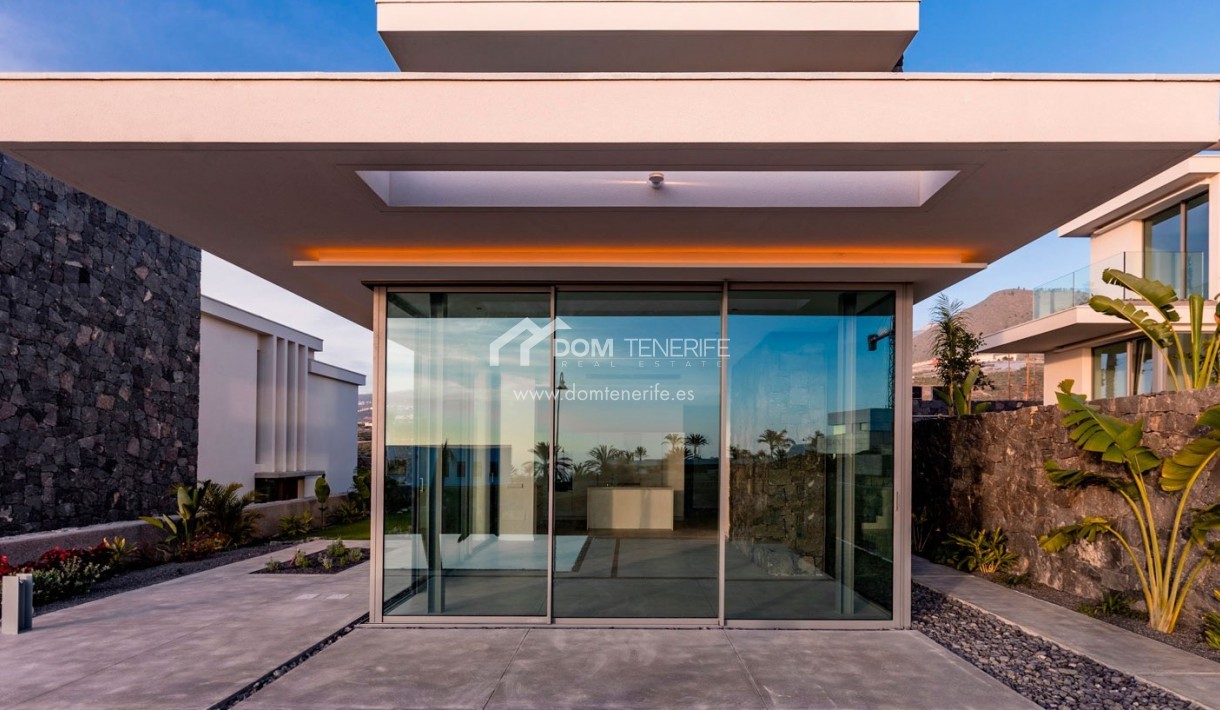 Revente - Villa -
Guía de Isora  - Abama