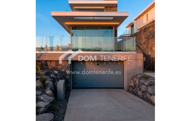 Revente - Villa -
Guía de Isora  - Abama