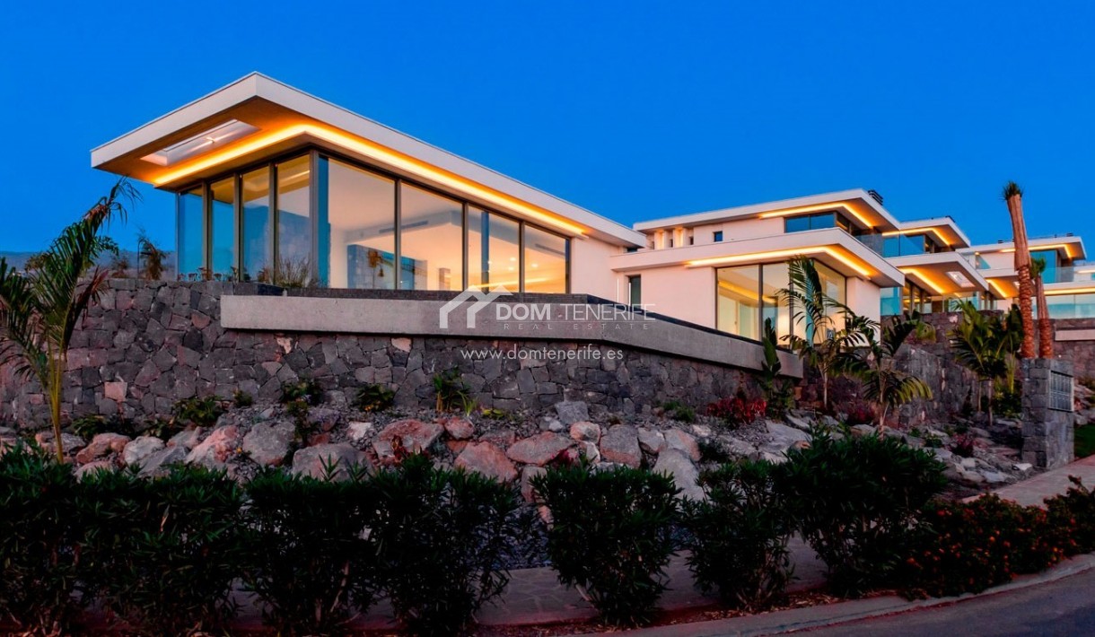 Revente - Villa -
Guía de Isora  - Abama