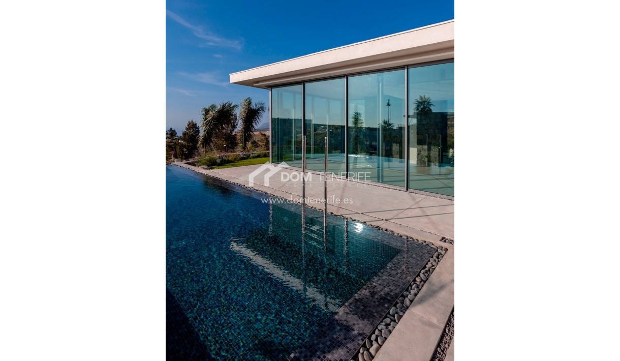 Revente - Villa -
Guía de Isora  - Abama