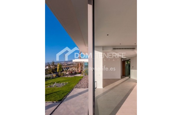 Revente - Villa -
Guía de Isora  - Abama