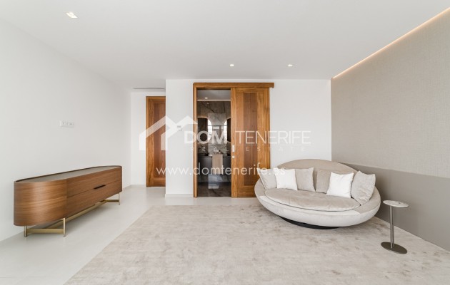 Wiederverkauf - Villa -
Adeje - La Caleta