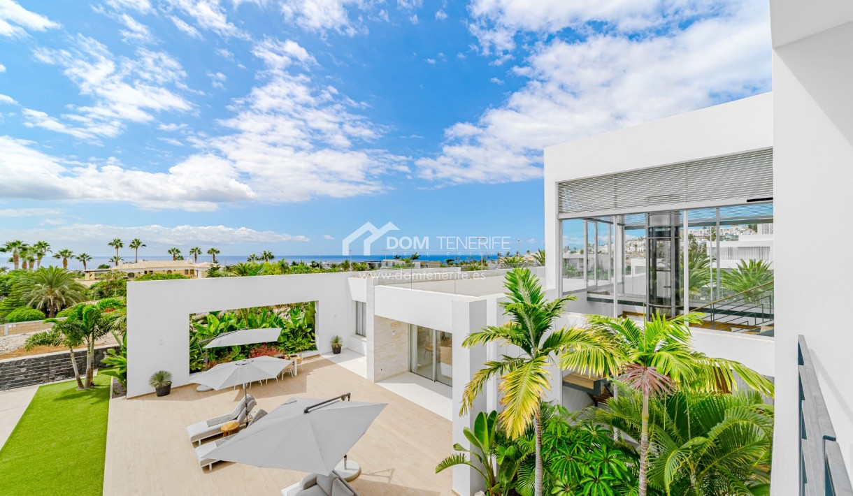 Wiederverkauf - Villa -
Adeje - La Caleta