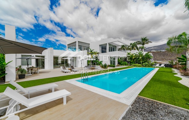 Wiederverkauf - Villa -
Adeje - La Caleta