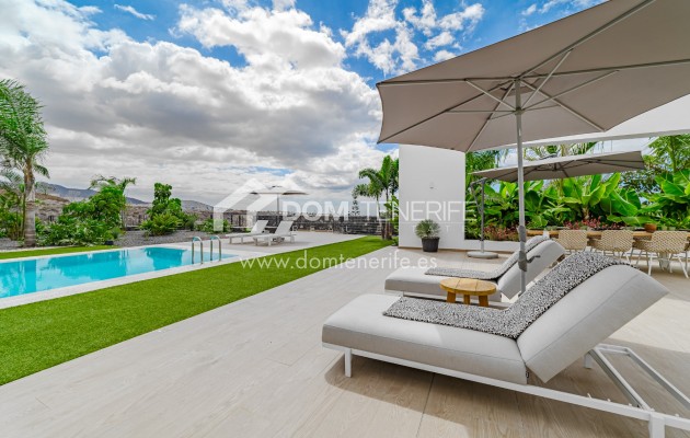 Wiederverkauf - Villa -
Adeje - La Caleta