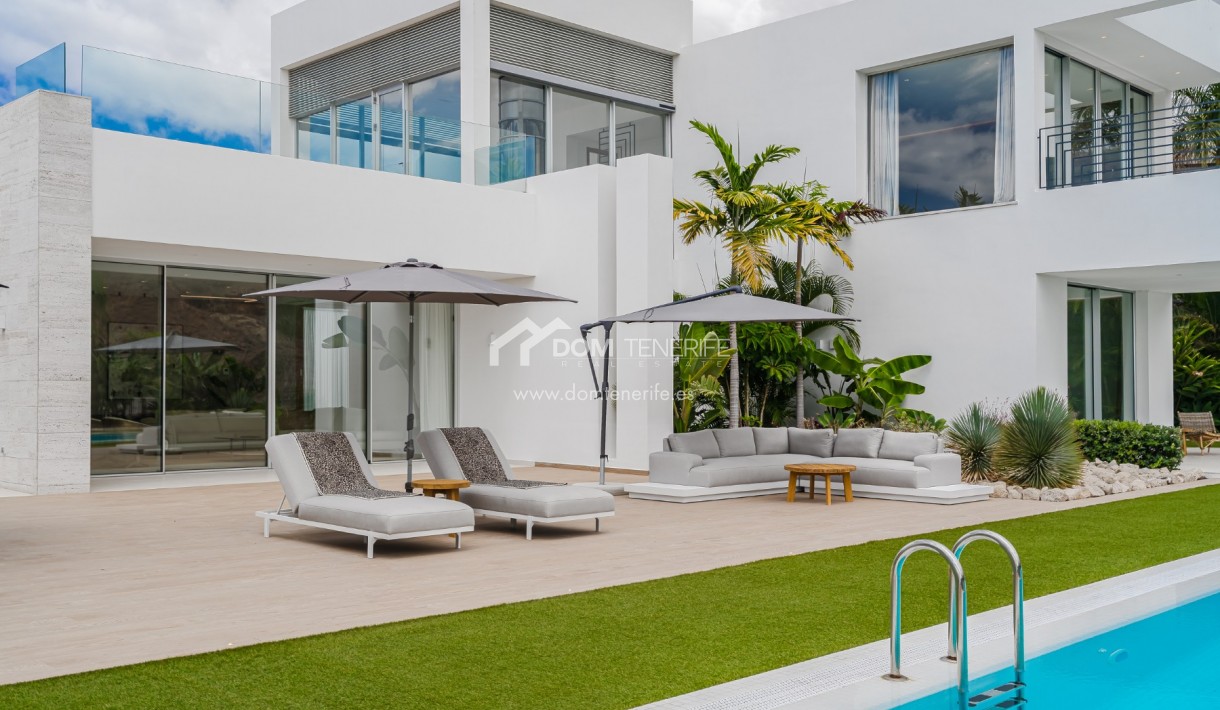 Wiederverkauf - Villa -
Adeje - La Caleta