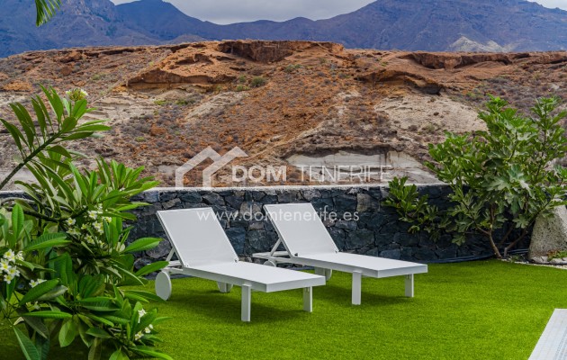 Wiederverkauf - Villa -
Adeje - La Caleta