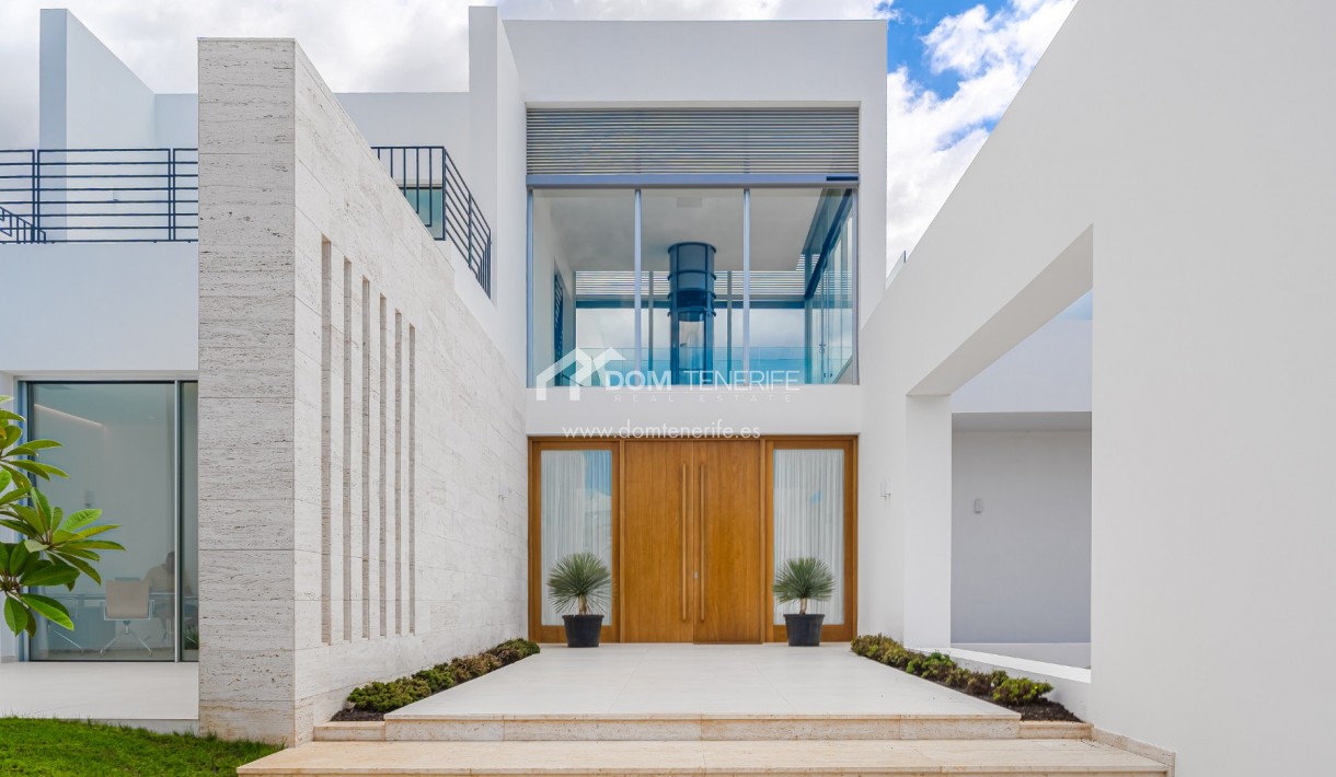 Wiederverkauf - Villa -
Adeje - La Caleta