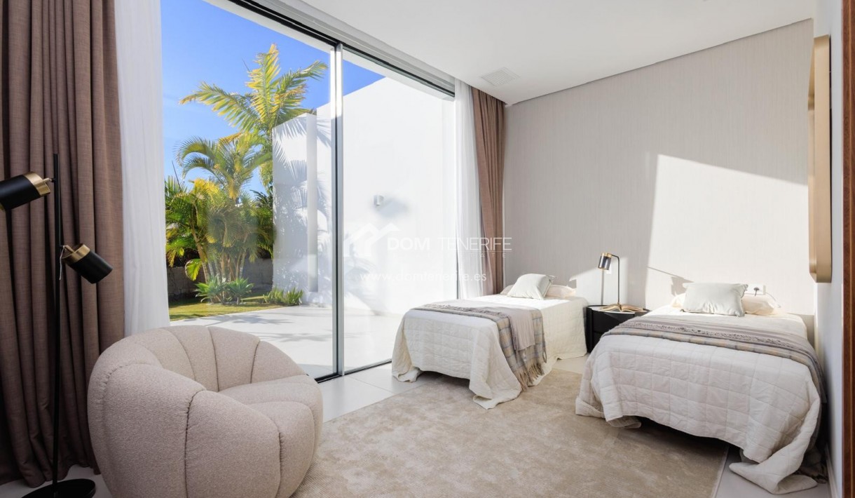 Wiederverkauf - Villa -
Adeje - La Caleta