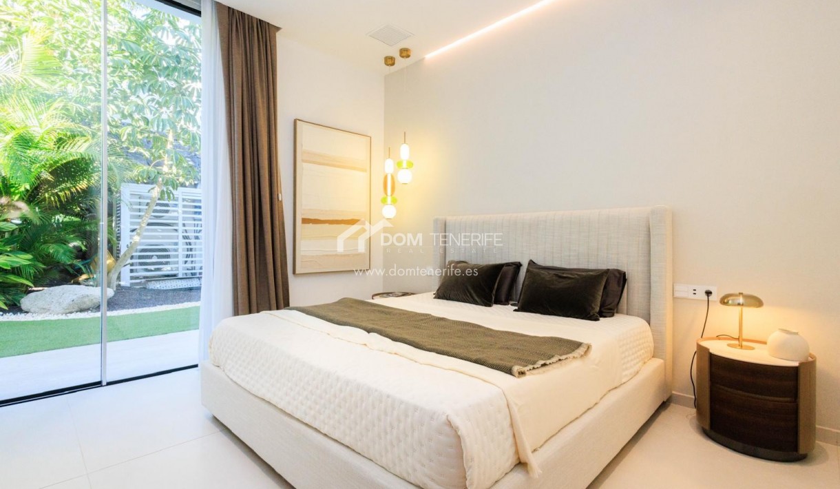 Wiederverkauf - Villa -
Adeje - La Caleta