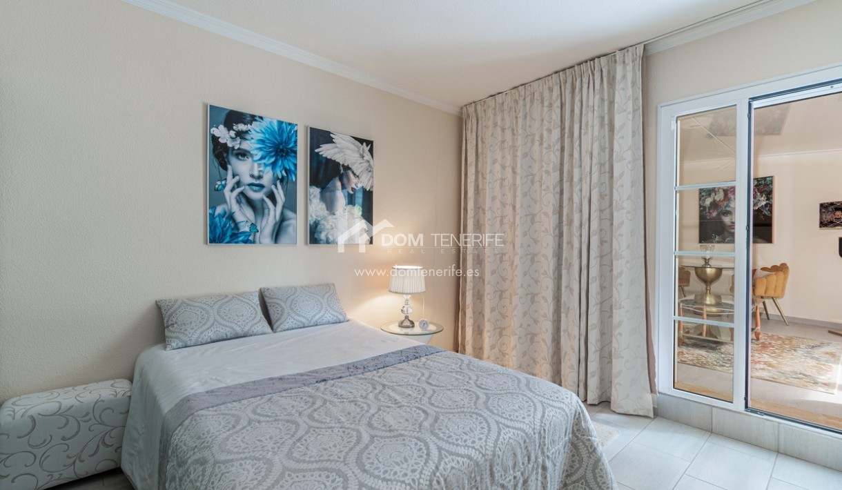 Venta - Chalet independiente -
Arona - Chayofa