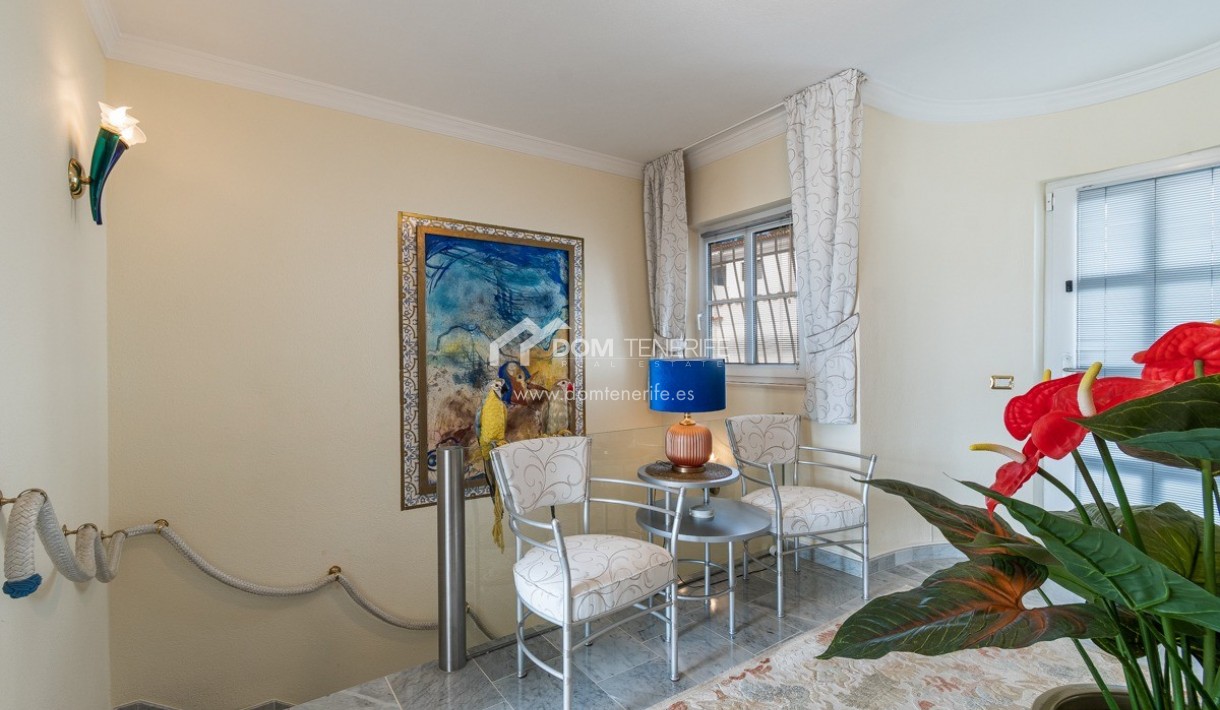 Venta - Chalet independiente -
Arona - Chayofa