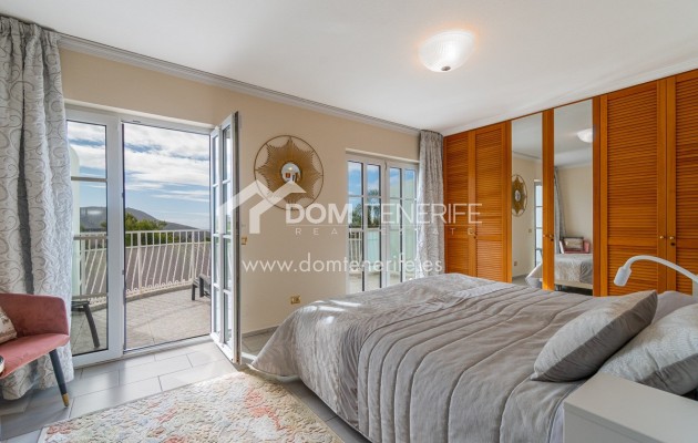 Venta - Chalet independiente -
Arona - Chayofa