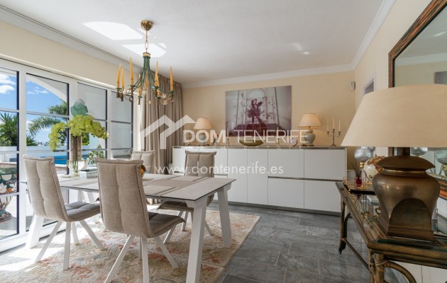 Venta - Chalet independiente -
Arona - Chayofa