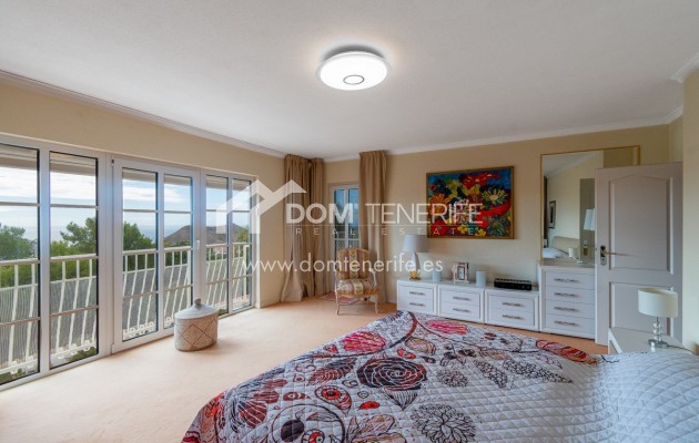 Venta - Chalet independiente -
Arona - Chayofa