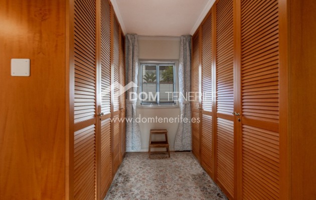 Venta - Chalet independiente -
Arona - Chayofa