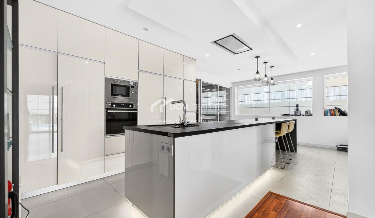 Wiederverkauf - Villa -
Arona - Los Cristianos