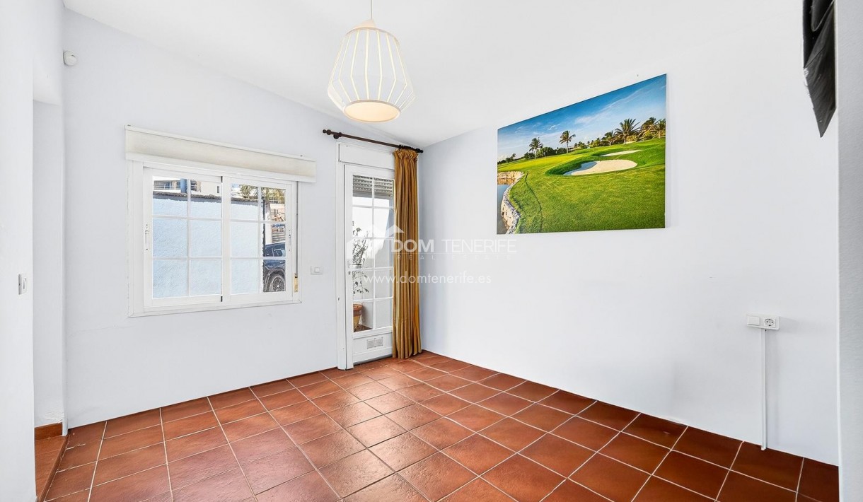 Wiederverkauf - Villa -
Arona - Los Cristianos