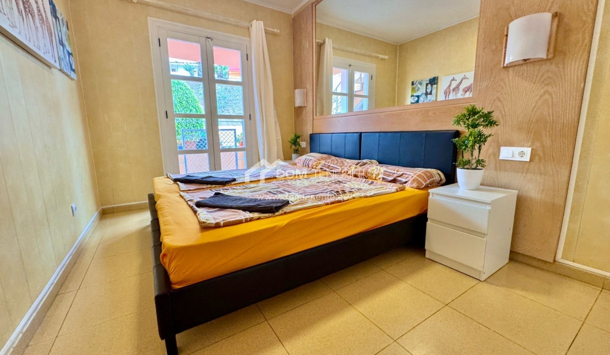 Wiederverkauf - Wohnung -
Adeje - San Eugenio Bajo