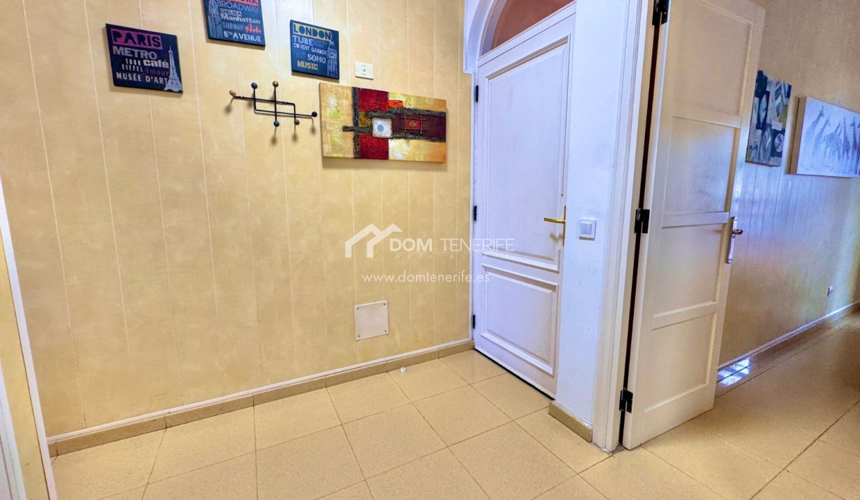 Wiederverkauf - Wohnung -
Adeje - San Eugenio Bajo