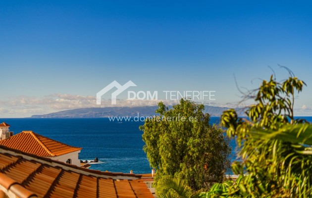 Venta - Chalet independiente -
Guía de Isora  - Playa La Arena