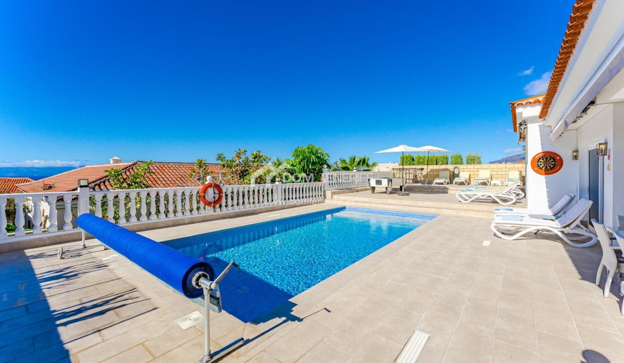 Venta - Chalet independiente -
Guía de Isora  - Playa La Arena