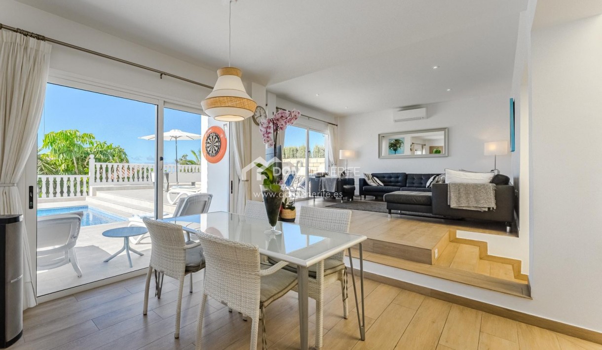 Venta - Chalet independiente -
Guía de Isora  - Playa La Arena