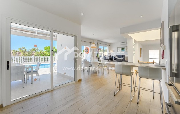 Venta - Chalet independiente -
Guía de Isora  - Playa La Arena