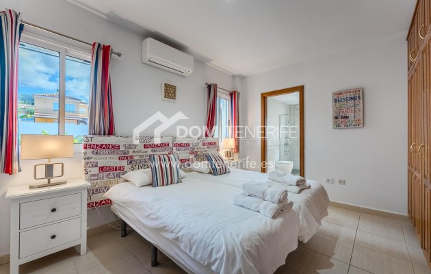 Venta - Chalet independiente -
Guía de Isora  - Playa La Arena