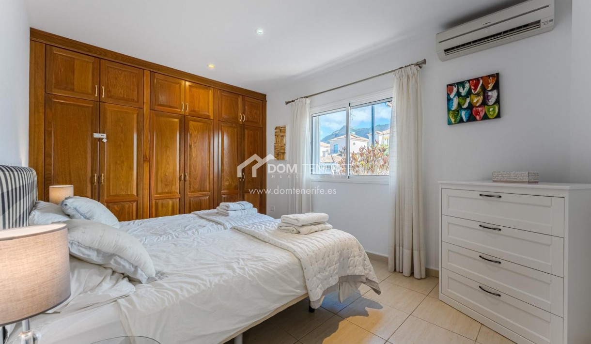 Venta - Chalet independiente -
Guía de Isora  - Playa La Arena