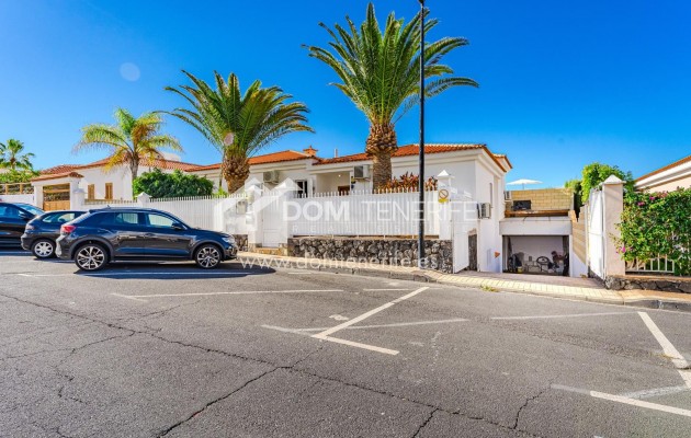 Venta - Chalet independiente -
Guía de Isora  - Playa La Arena