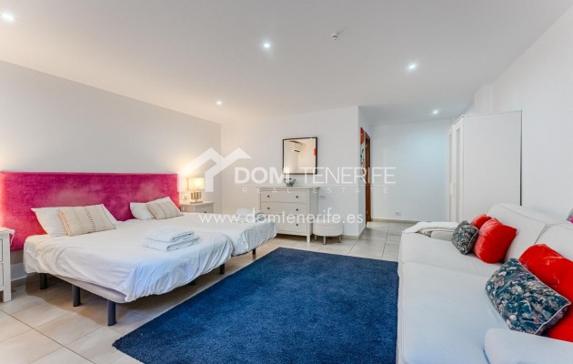 Venta - Chalet independiente -
Guía de Isora  - Playa La Arena