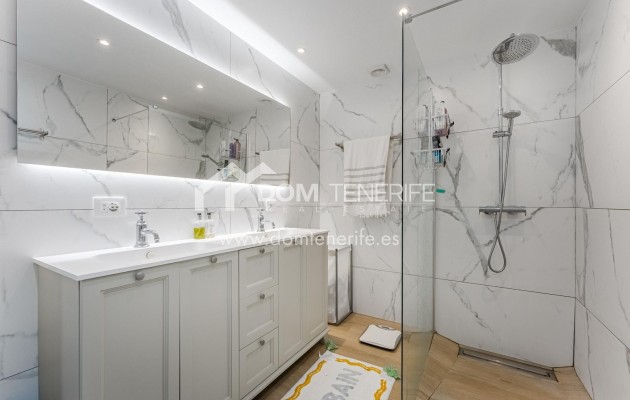 Venta - Chalet independiente -
Guía de Isora  - Playa La Arena