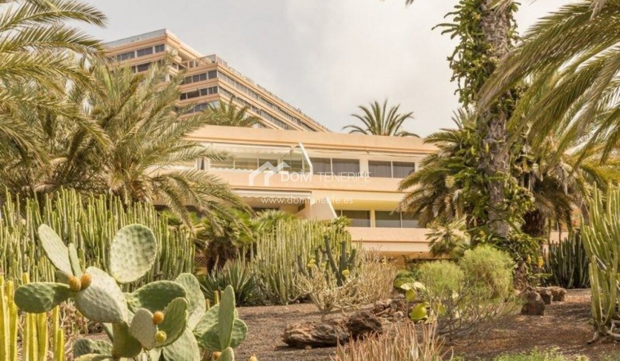 Продажа - Апартамент -
Адехе - Маразул