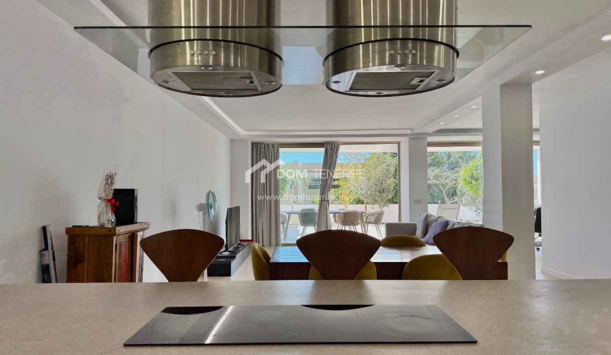 Продажа - Апартамент -
Адехе - Маразул