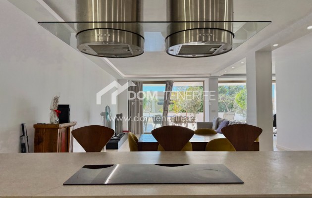 Продажа - Апартамент -
Адехе - Маразул