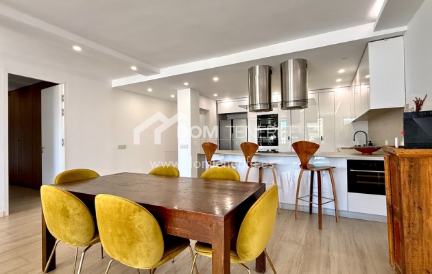 Продажа - Апартамент -
Адехе - Маразул