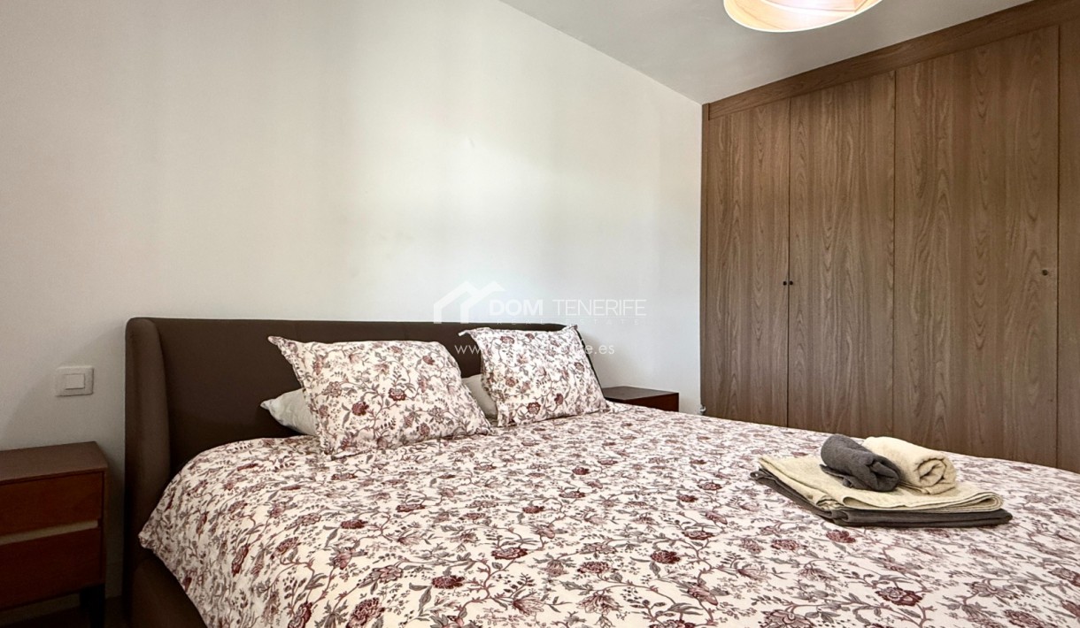 Продажа - Апартамент -
Адехе - Маразул