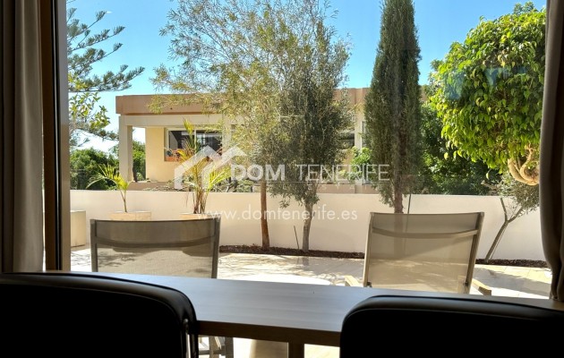 Продажа - Апартамент -
Адехе - Маразул