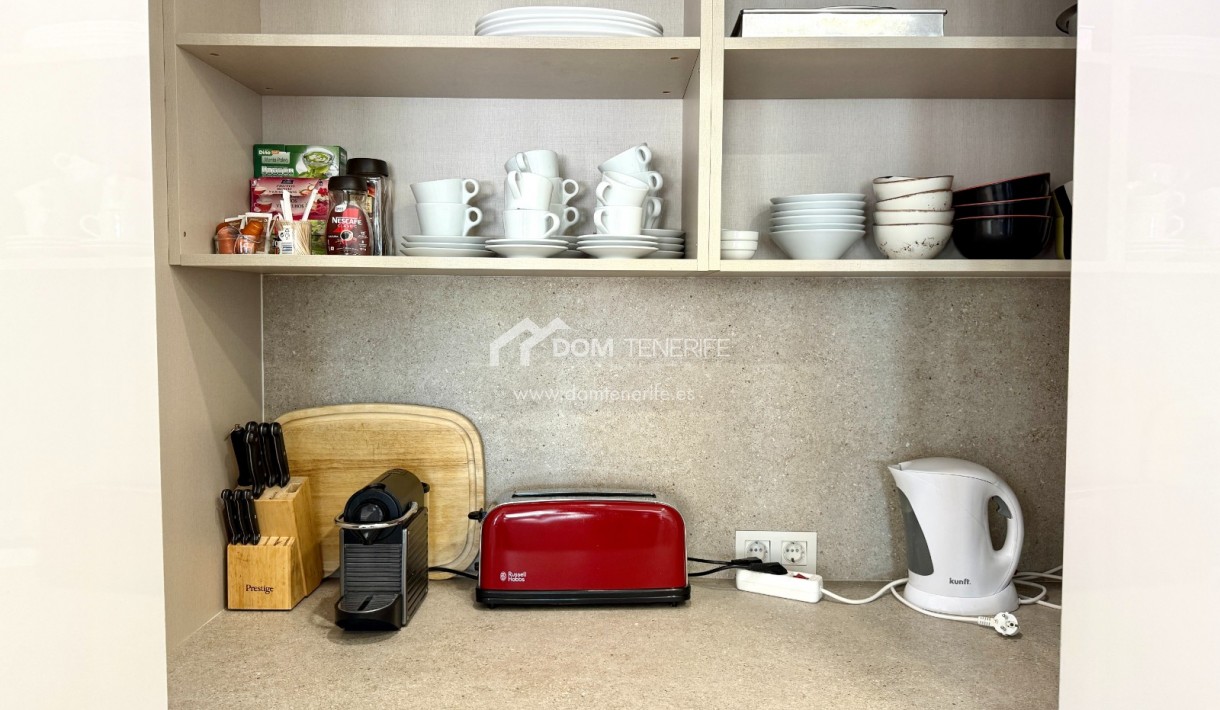 Продажа - Апартамент -
Адехе - Маразул