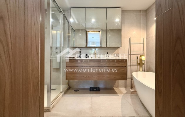 Продажа - Апартамент -
Адехе - Маразул