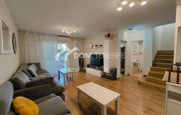 Продажа - Таунхаус -
Адехе - Эль Мадроняль