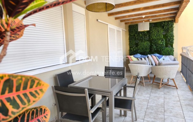 Продажа - Таунхаус -
Адехе - Эль Мадроняль