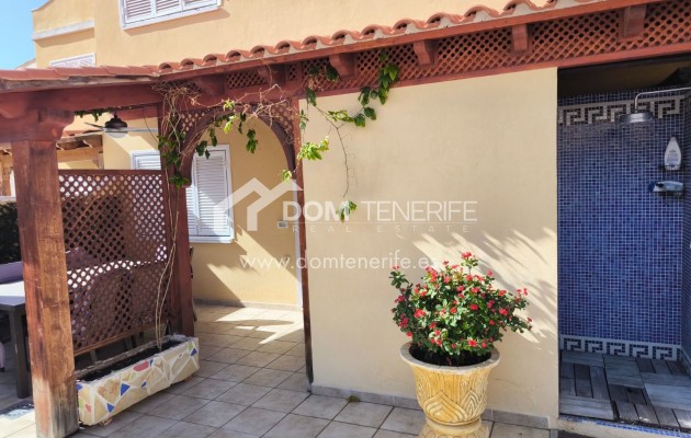 Продажа - Таунхаус -
Адехе - Эль Мадроняль