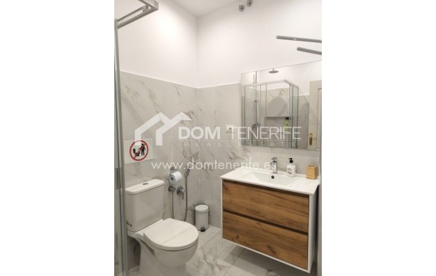 Продажа - Таунхаус -
Адехе - Эль Мадроняль