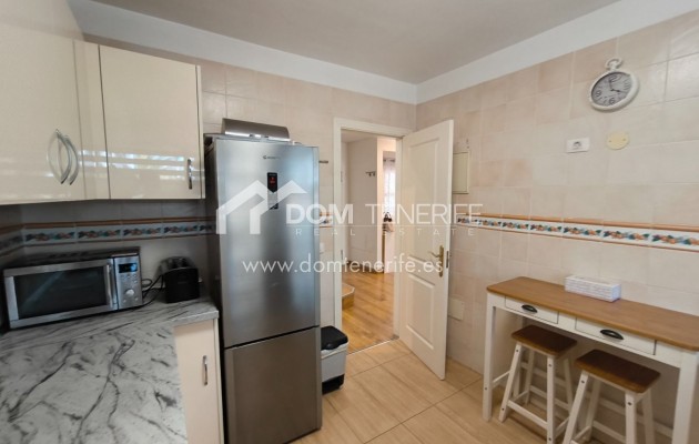 Продажа - Таунхаус -
Адехе - Эль Мадроняль